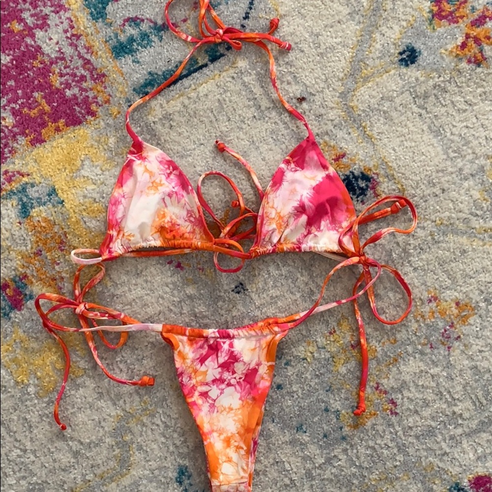 Frankies Bikini